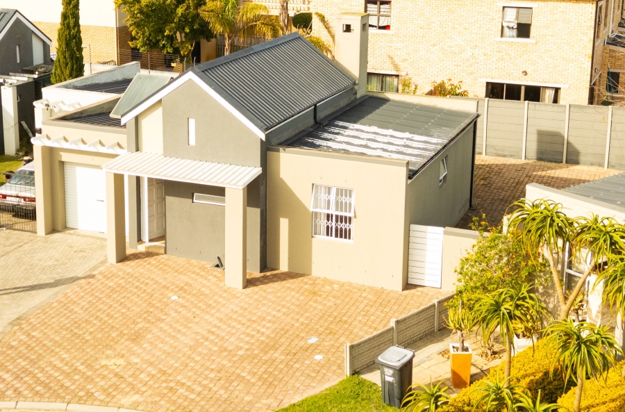 2 Bedroom Property for Sale in Viking Village Western Cape